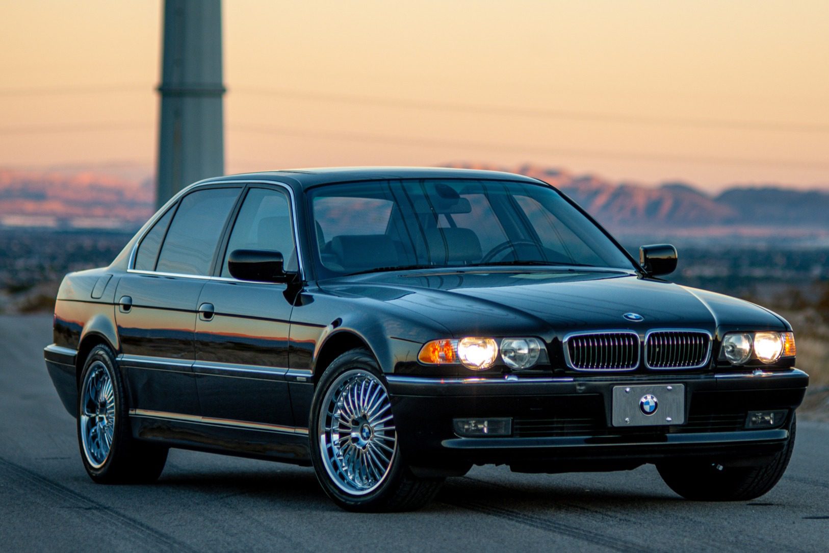 BaT Auction: 2001 BMW 740iL at No Reserve | Motor Memos